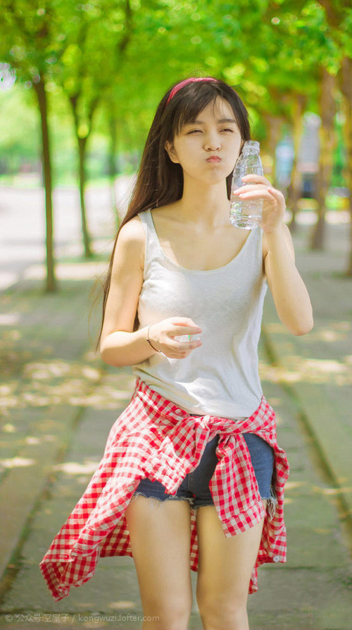 爱游戏体育APP下载-多特蒙德主场4-1大胜斯图加特，进攻火力全开，多特蒙德对斯图加特比分