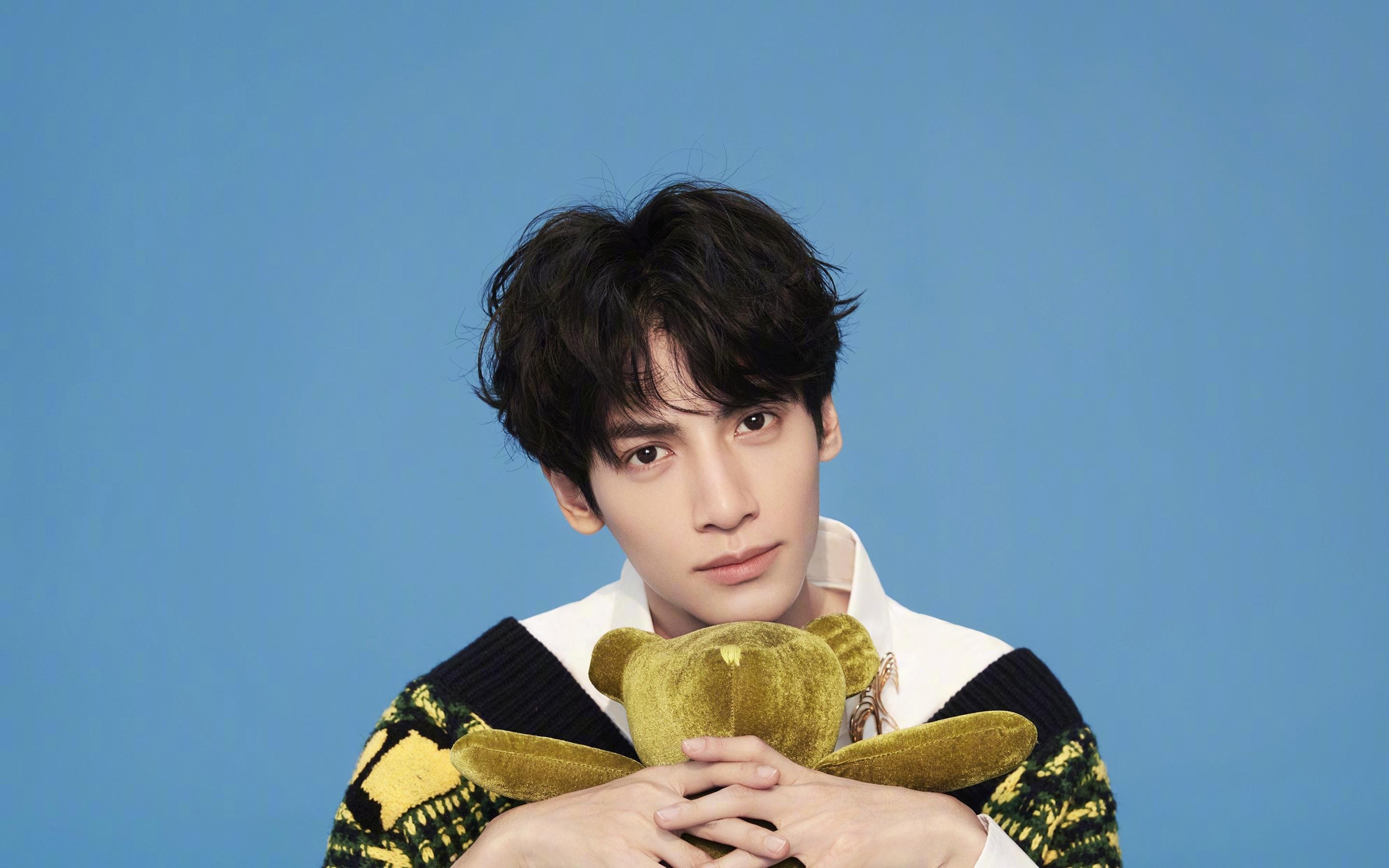 AIYOUXI.COM-浓眉攻防一体湖人防守效率提升，浓眉伤后湖人战绩